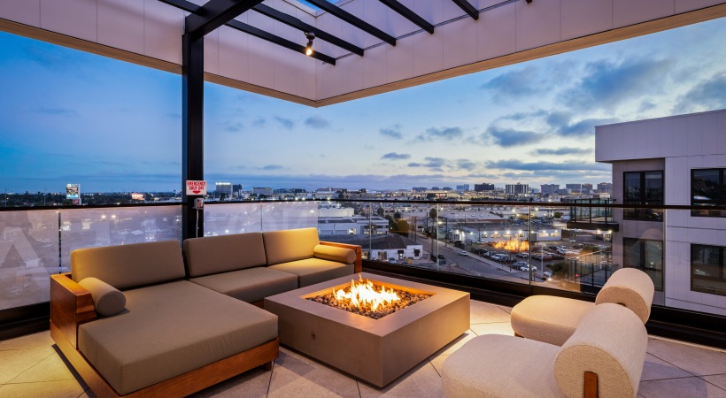Sky deck